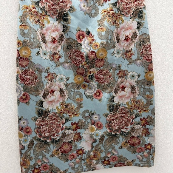 Urban Outfitters Women’s Mini Dress Sateen Floral Small - Picture 4 of 8